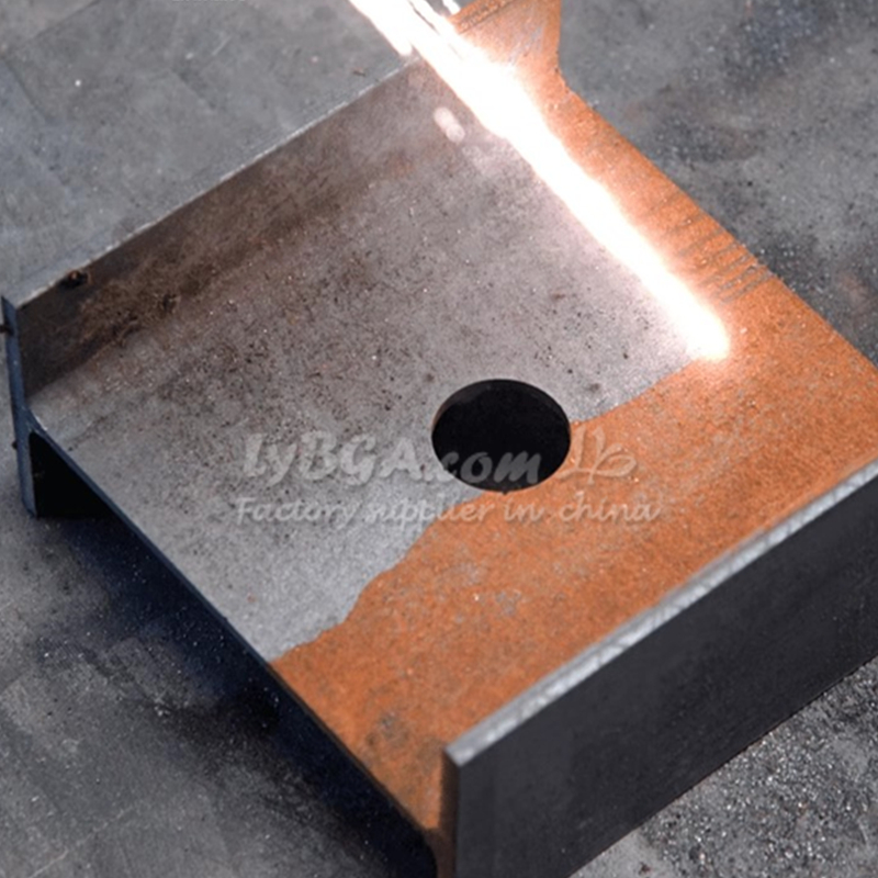 آلة إزالة الصدأ بالليزر الليفي - مراجعة Industrial Laser Cleaning وسعره