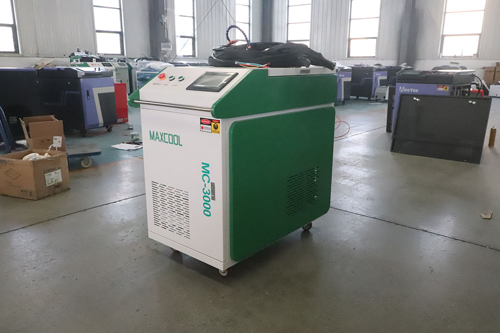 منظف ليزر محمول من MAYCOOL لإز - مراجعة Industrial Laser Paint Remover وسعره