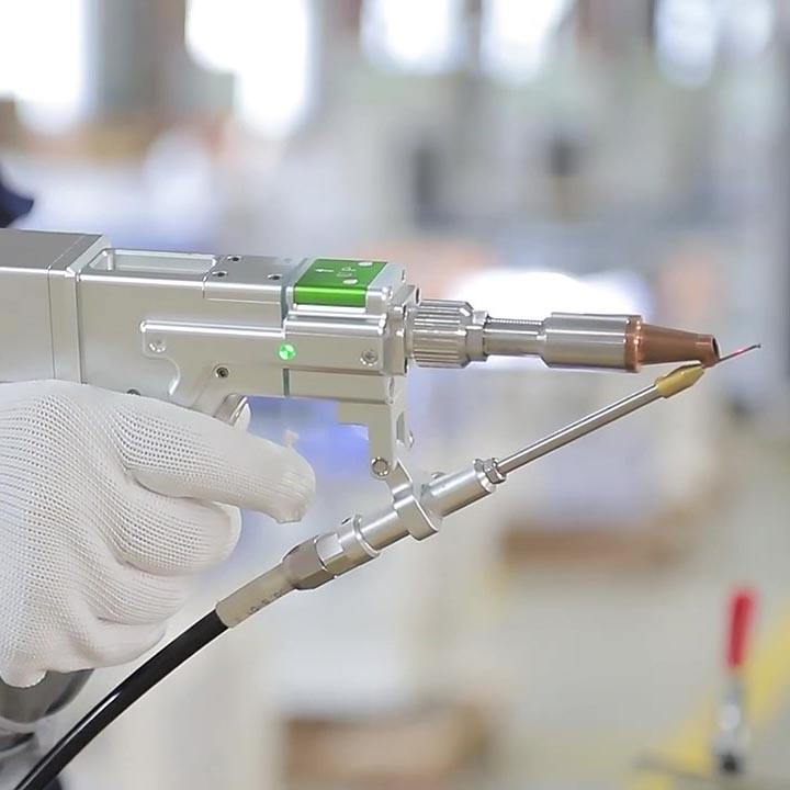 آلة لحام بالليزر صناعية عالية  - مراجعة Industrial Laser Repair وسعره