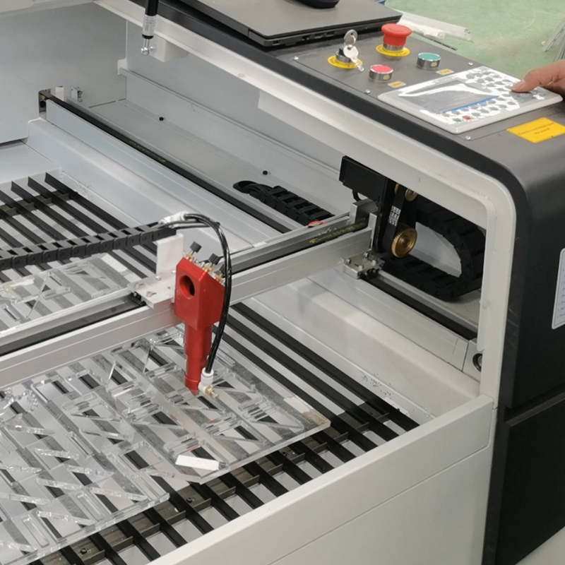 آلة قطع بالليزر 100 واط - 300  - مراجعة Co2 Laser Engraving Machine وسعره